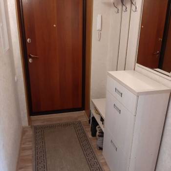 Продается 1-комнатная квартира, 48 м²