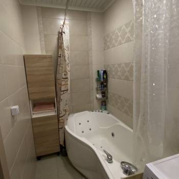 Продается 1-комнатная квартира, 44 м²