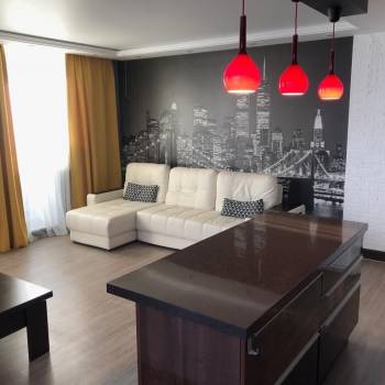 Продается 2-х комнатная квартира, 94 м²