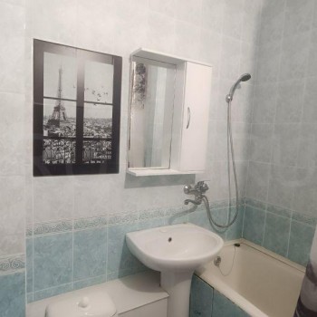 Сдается 1-комнатная квартира, 39 м²