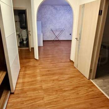 Продается 2-х комнатная квартира, 60 м²
