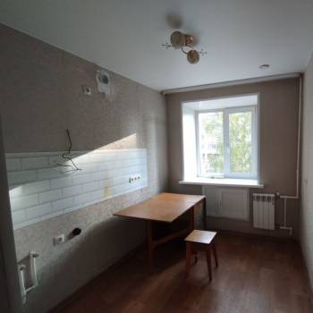 Продается 3-х комнатная квартира, 61,3 м²
