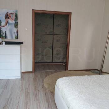 Продается 1-комнатная квартира, 36 м²