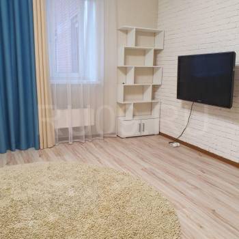 Продается 1-комнатная квартира, 36 м²