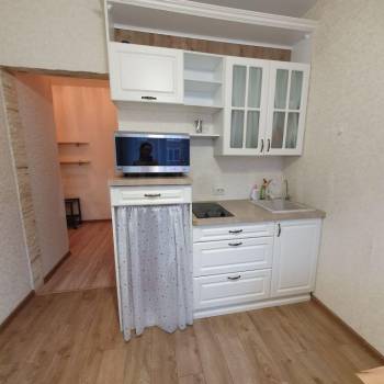 Продается 1-комнатная квартира, 36 м²