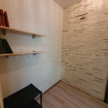 Продается 1-комнатная квартира, 36 м²