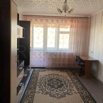 Продается 1-комнатная квартира, 39 м²