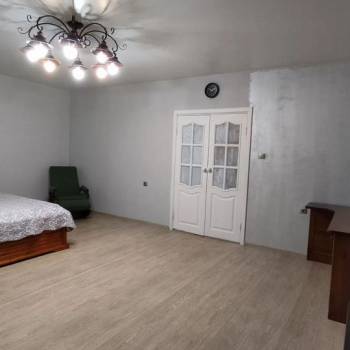 Сдается 2-х комнатная квартира, 75 м²