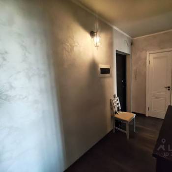 Продается 1-комнатная квартира, 50 м²