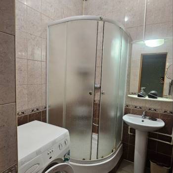 Сдается Многокомнатная квартира, 106 м²