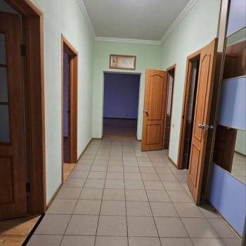 Сдается Многокомнатная квартира, 106 м²