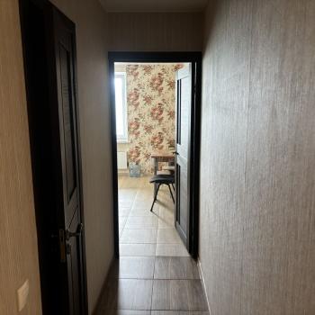 Сдается 1-комнатная квартира, 49 м²