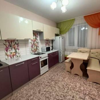 Сдается 2-х комнатная квартира, 60 м²