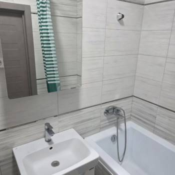 Продается 1-комнатная квартира, 43,6 м²