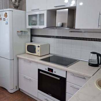 Продается Многокомнатная квартира, 75 м²