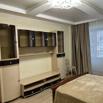 Сдается 1-комнатная квартира, 40,6 м²