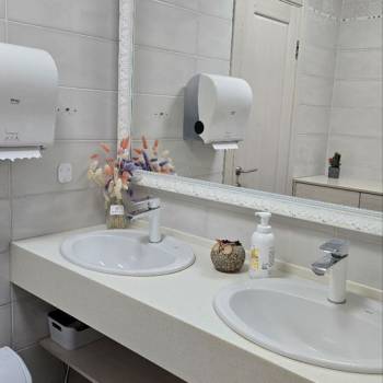 Сдается Нежилое помещение, 140 м²