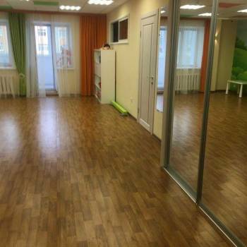 Сдается Нежилое помещение, 140 м²