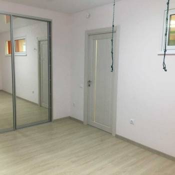 Сдается Нежилое помещение, 140 м²