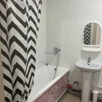 Сдается 1-комнатная квартира, 38,2 м²