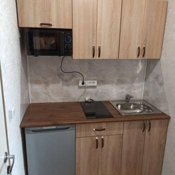 Продается 1-комнатная квартира, 12 м²