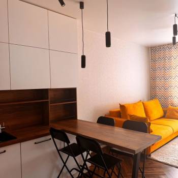Сдается 1-комнатная квартира, 47 м²