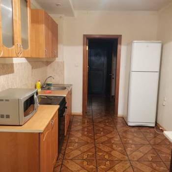 Сдается 2-х комнатная квартира, 76 м²