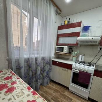 Продается 3-х комнатная квартира, 55 м²