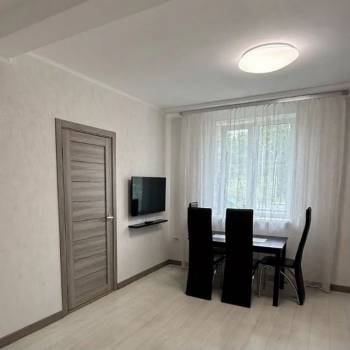 Продается 2-х комнатная квартира, 60 м²