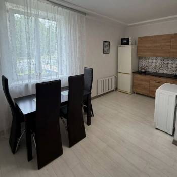 Продается 2-х комнатная квартира, 60 м²