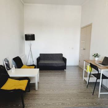 Сдается 1-комнатная квартира, 42 м²