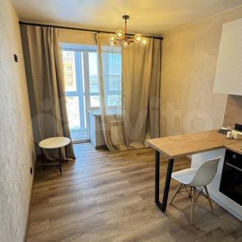 Сдается 1-комнатная квартира, 40 м²