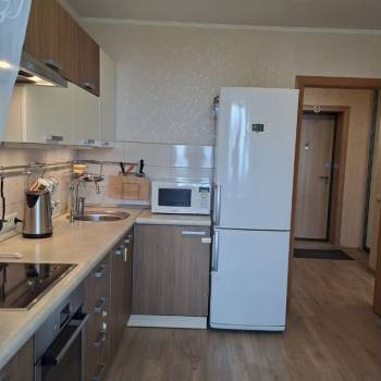 Продается 1-комнатная квартира, 40 м²