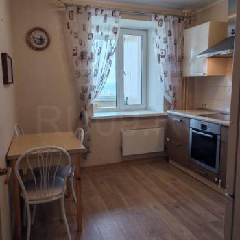 Продается 1-комнатная квартира, 40 м²