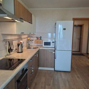 Продается 1-комнатная квартира, 40 м²