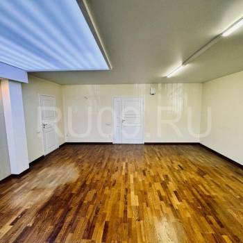 Сдается Нежилое помещение, 139 м²