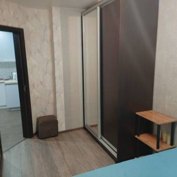Сдается 1-комнатная квартира, 37 м²