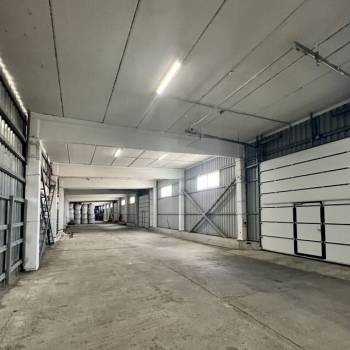 Сдается Нежилое помещение, 750 м²
