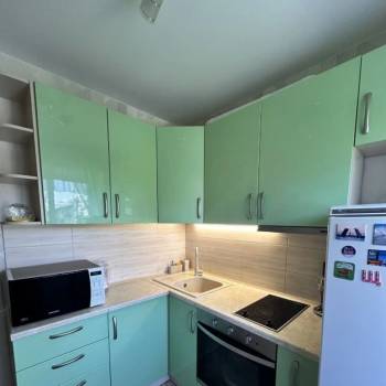 Продается 1-комнатная квартира, 32 м²