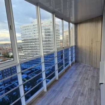 Сдается 1-комнатная квартира, 54 м²