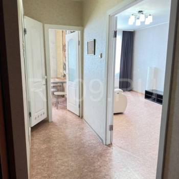 Сдается 1-комнатная квартира, 39 м²