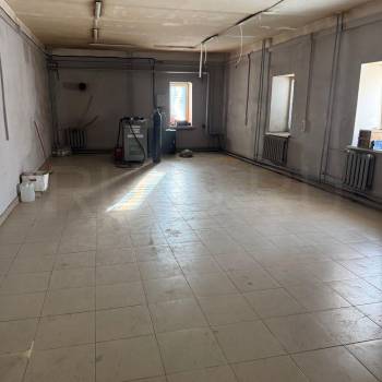 Сдается Нежилое помещение, 637 м²