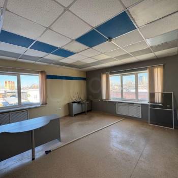 Сдается Нежилое помещение, 420 м²