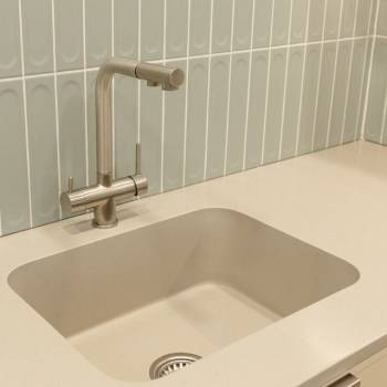 Сдается 1-комнатная квартира, 53 м²