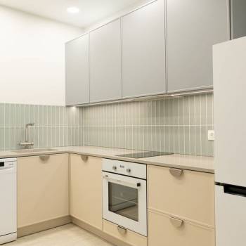 Сдается 1-комнатная квартира, 53 м²
