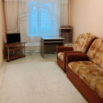 Сдается 1-комнатная квартира, 38 м²