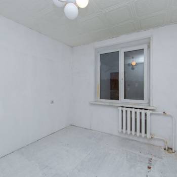 Продается Многокомнатная квартира, 89,9 м²