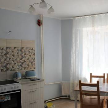 Сдается 1-комнатная квартира, 43 м²