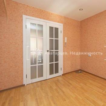 Продается 2-х комнатная квартира, 79,8 м²