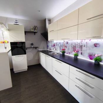 Продается 2-х комнатная квартира, 60 м²